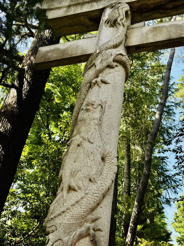 馬橋神社二の鳥居の昇龍